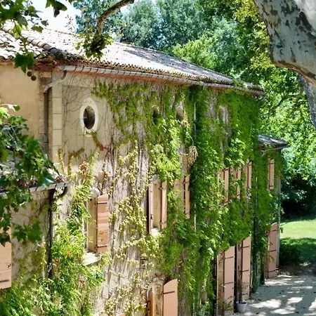 Hébergement de vacances Chateau De Sienne Proche Avignon Orange 7 Piscine Riviere *